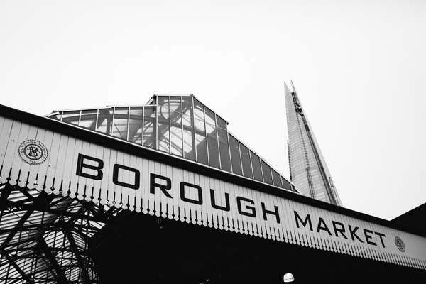 Relaxed engagement shoot at Borough Market, South Bank, London