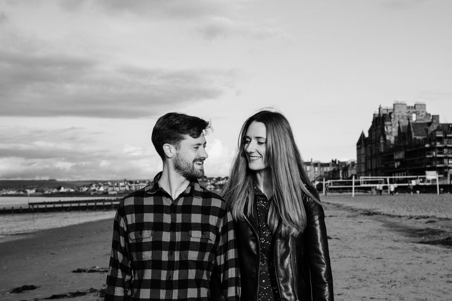 Relaxed beach engagement shoot in Portobello, Edinburgh