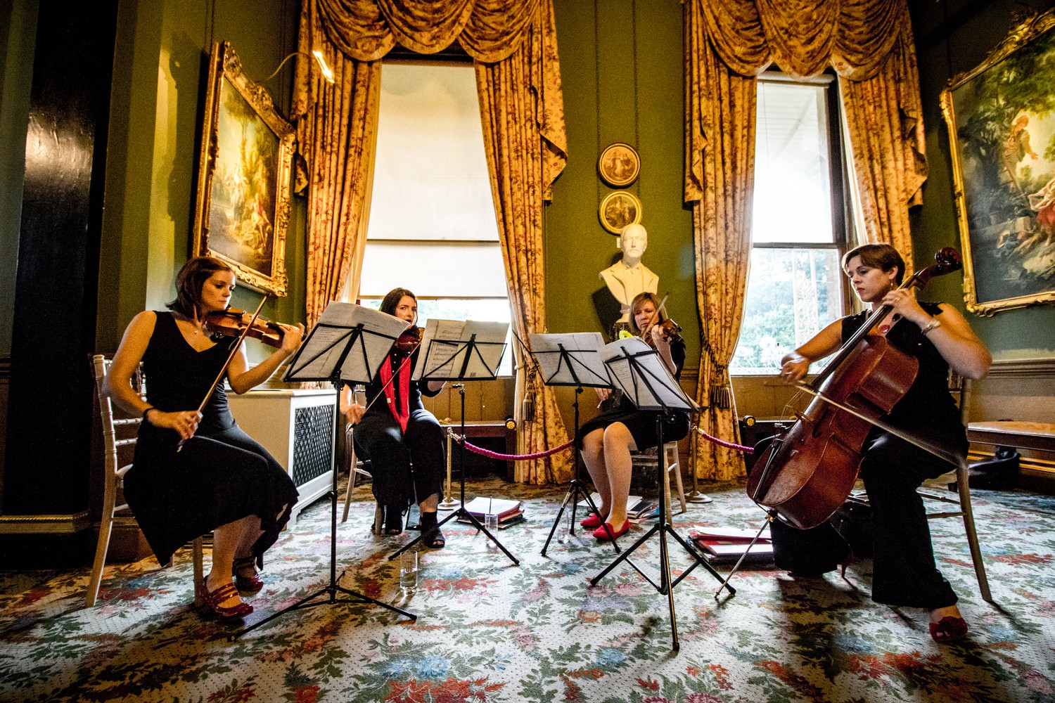 Documentary and reportage wedding photographer