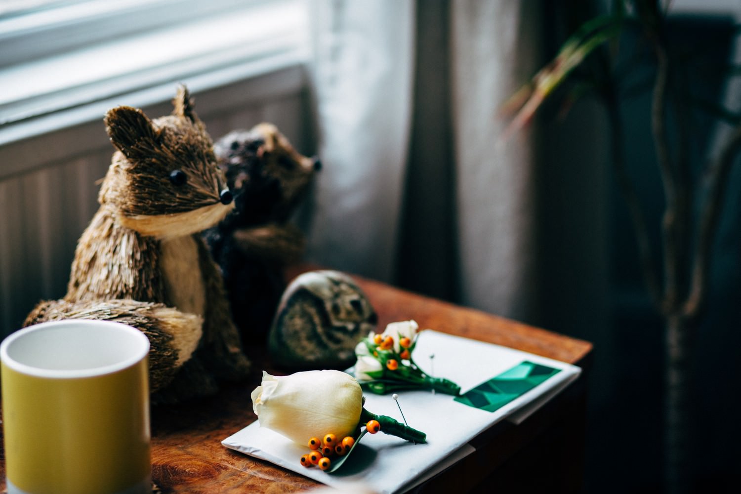 Relaxed urban wedding photography at The Old Church, Stoke Newington, London