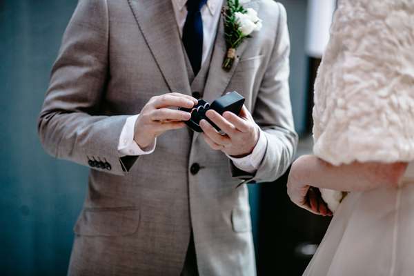 Relaxed pub wedding photography at Victoria Stakes, Muswell Hill, London