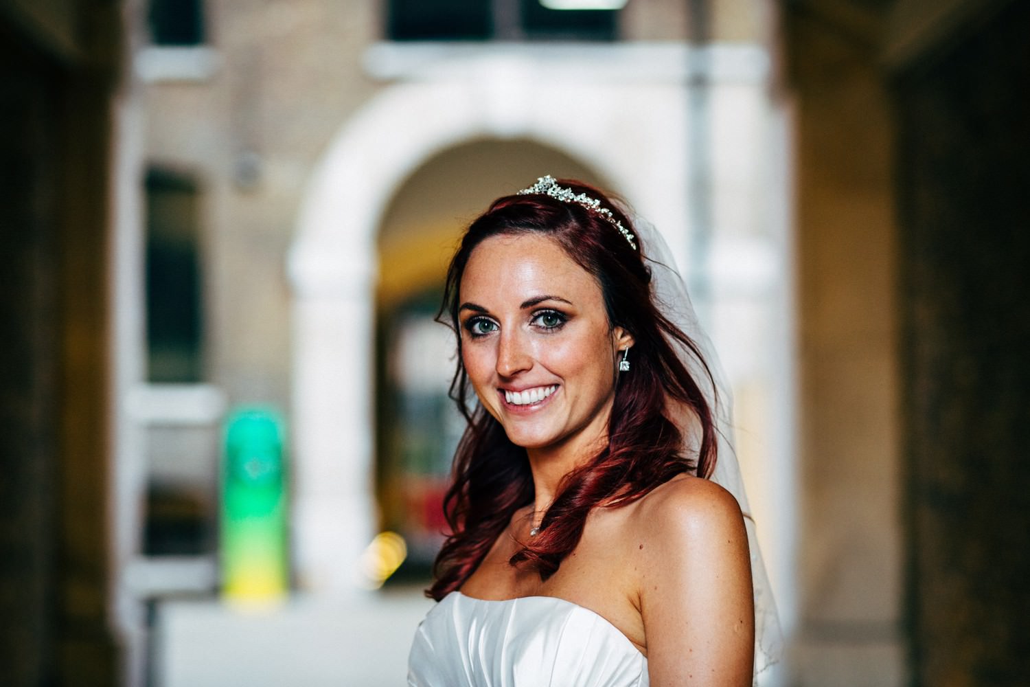 Relaxed urban wedding photography at Devonshire Terrace, London