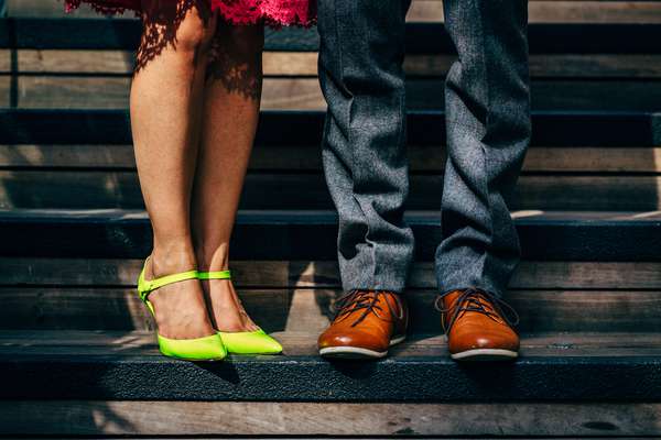 Relaxed urban wedding photography at Devonshire Terrace, London