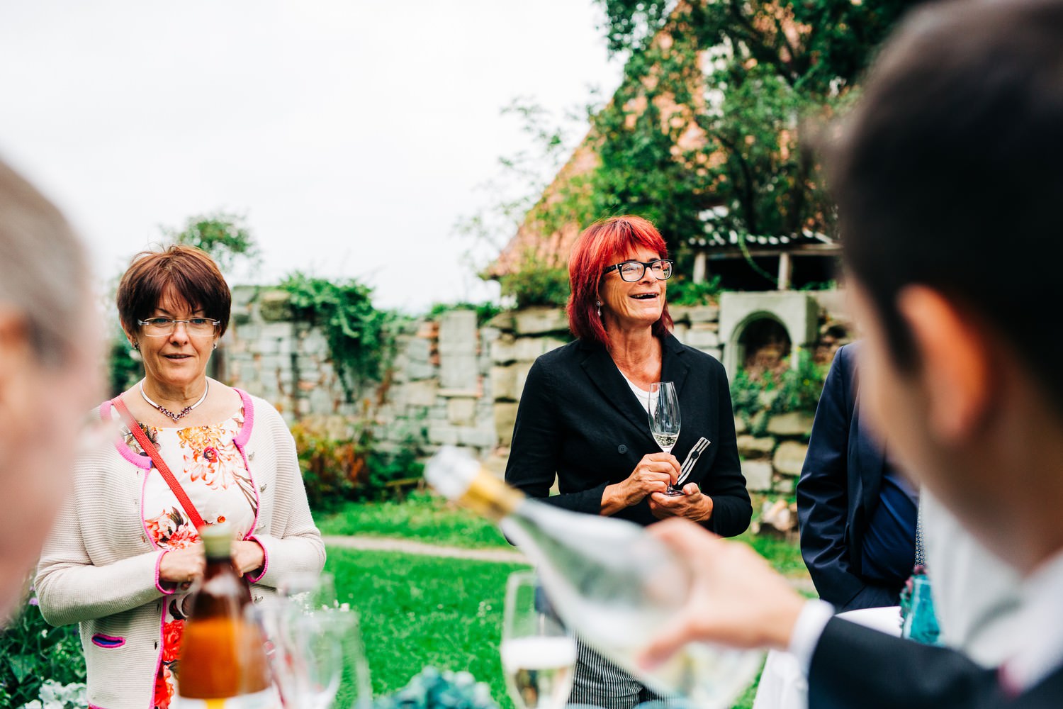 Relaxed elopement and small ceremony wedding photography in Edinburgh