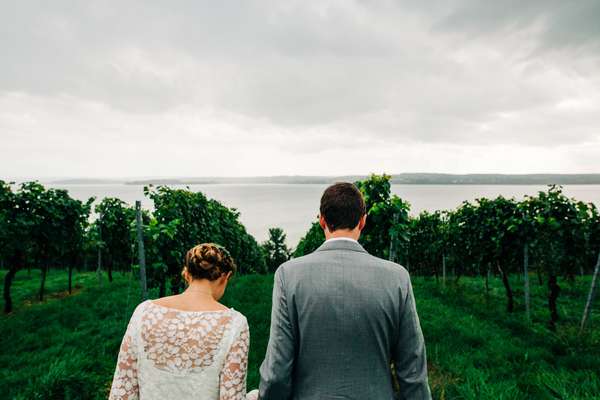 Relaxed elopement and small ceremony wedding photography in Edinburgh