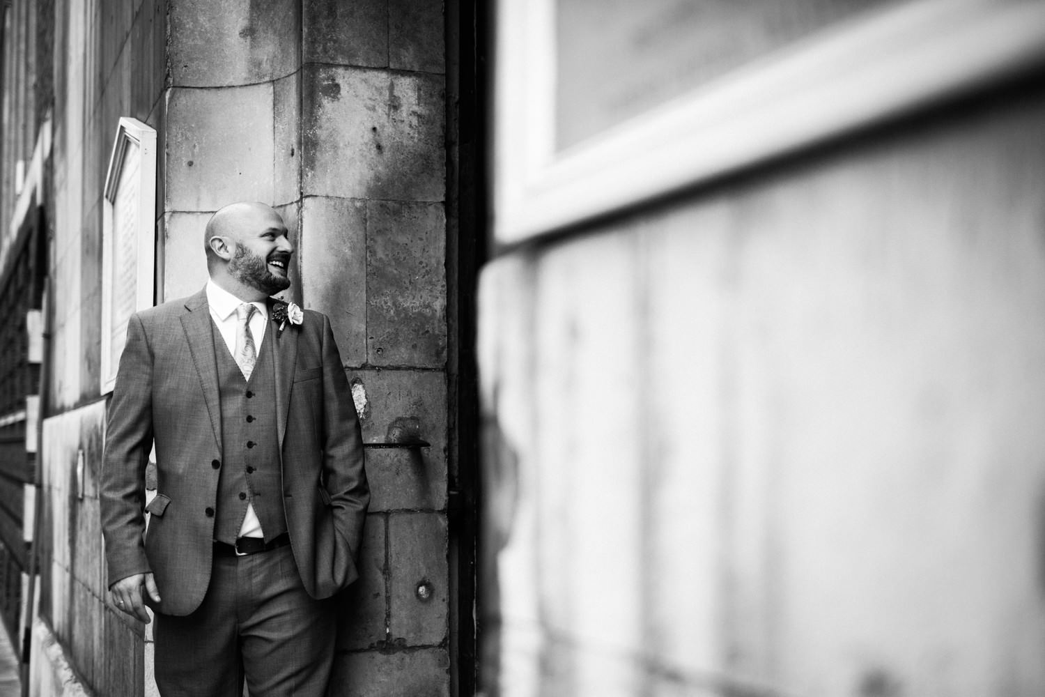 Relaxed pub wedding photography in Scotland