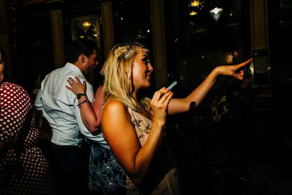 Relaxed pub wedding photography in Scotland