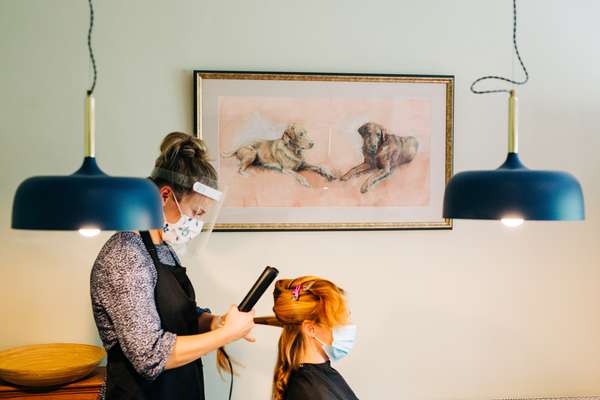 Relaxed Scottish Borders wedding photography near Edinburgh