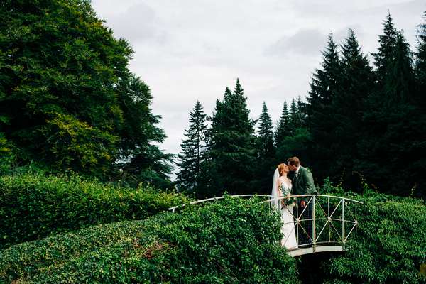 Relaxed Scottish Borders wedding photography near Edinburgh